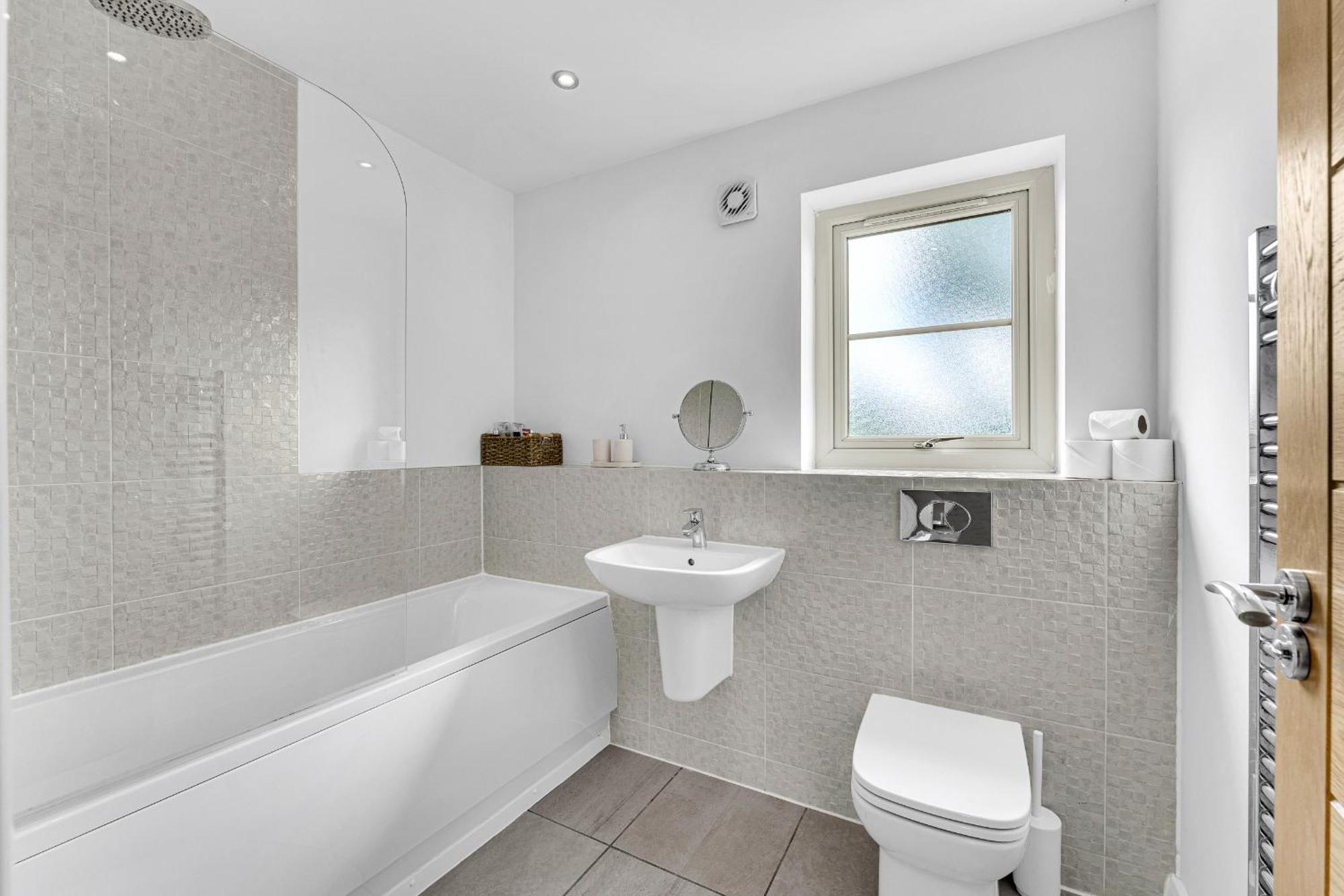Brook Meadow House, 4 Bed House, Manchester Astley  Exteriör bild