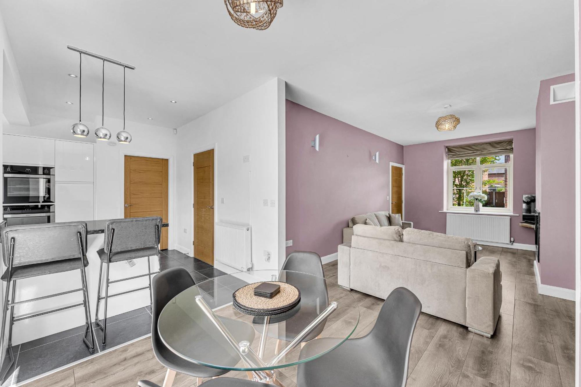 Brook Meadow House, 4 Bed House, Manchester Astley  Exteriör bild