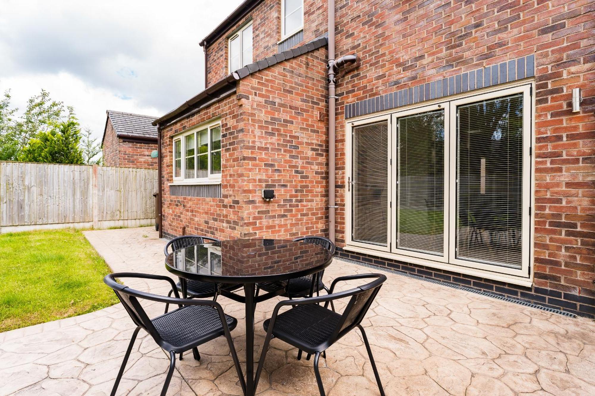 Brook Meadow House, 4 Bed House, Manchester Astley  Exteriör bild