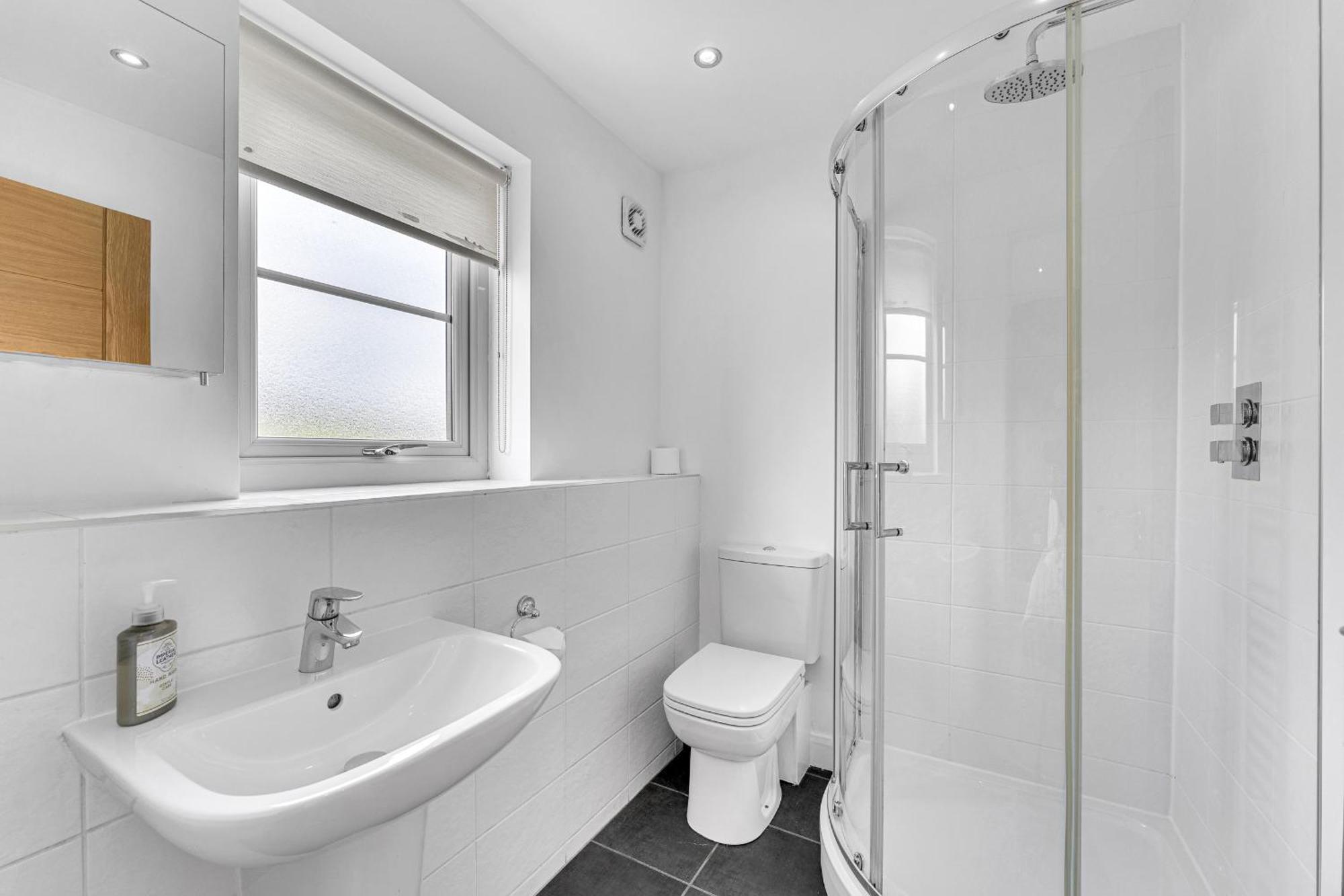 Brook Meadow House, 4 Bed House, Manchester Astley  Exteriör bild