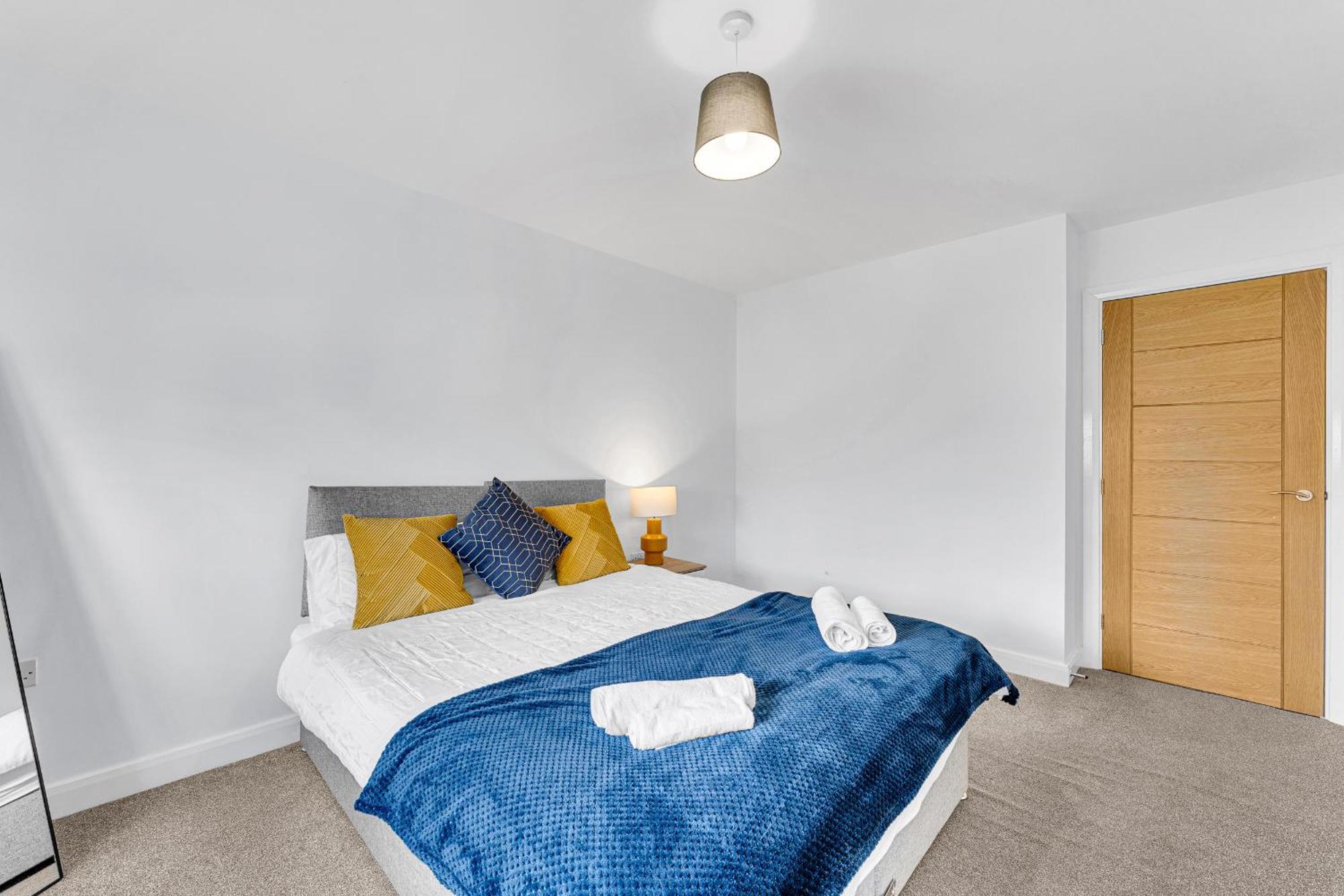 Brook Meadow House, 4 Bed House, Manchester Astley  Exteriör bild