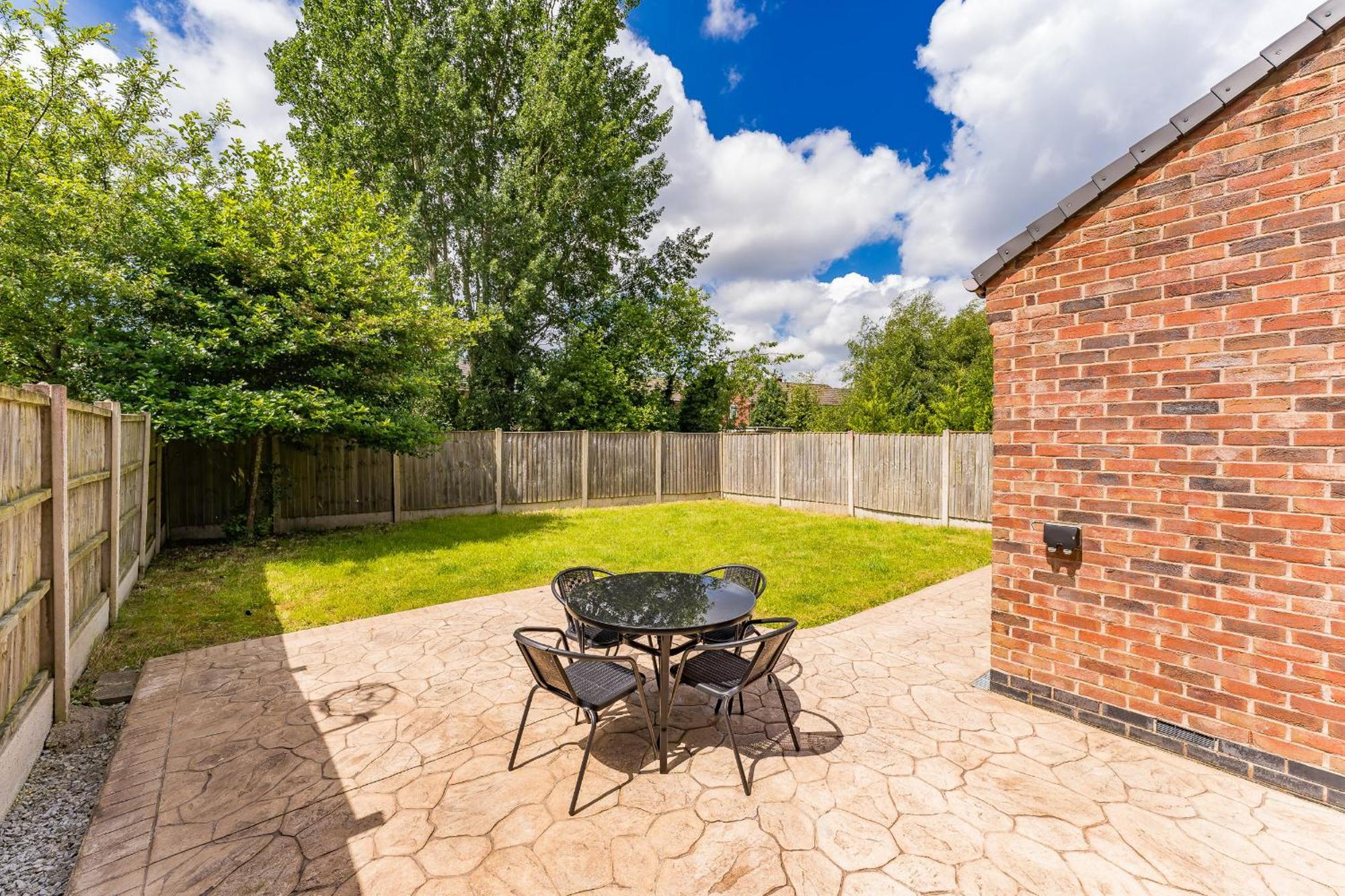 Brook Meadow House, 4 Bed House, Manchester Astley  Exteriör bild